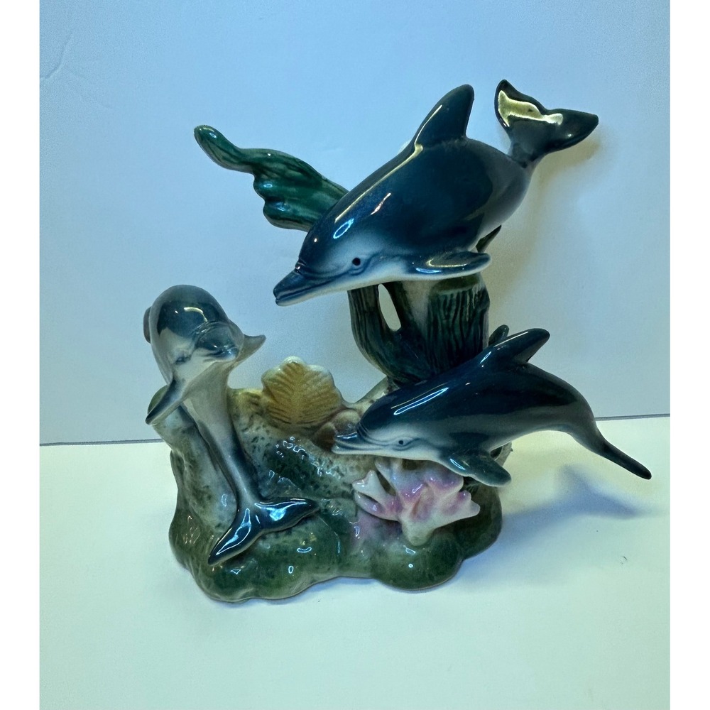 Ceramic Dolphin Figurine Trio Underwater Scene Coral Seaweed Ocean Decor‎